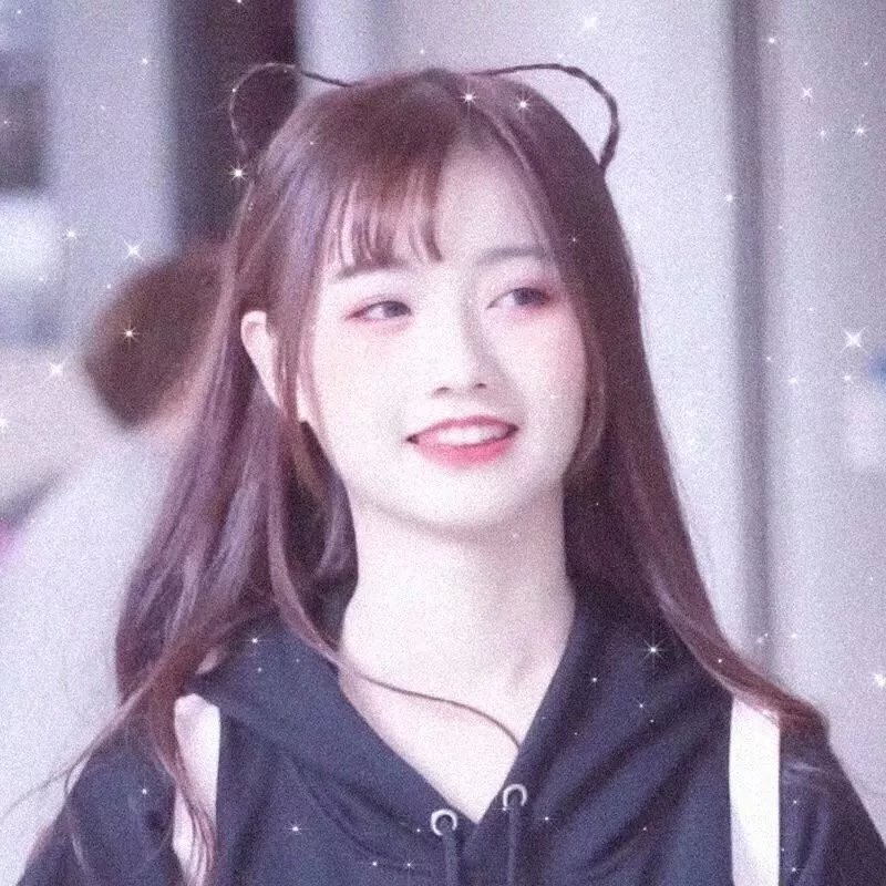 采蘑菇的夫妻